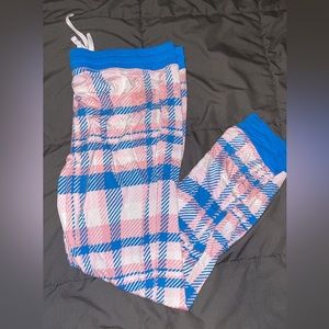 LS large mama joggers, play for pilling. Prefer paypal.